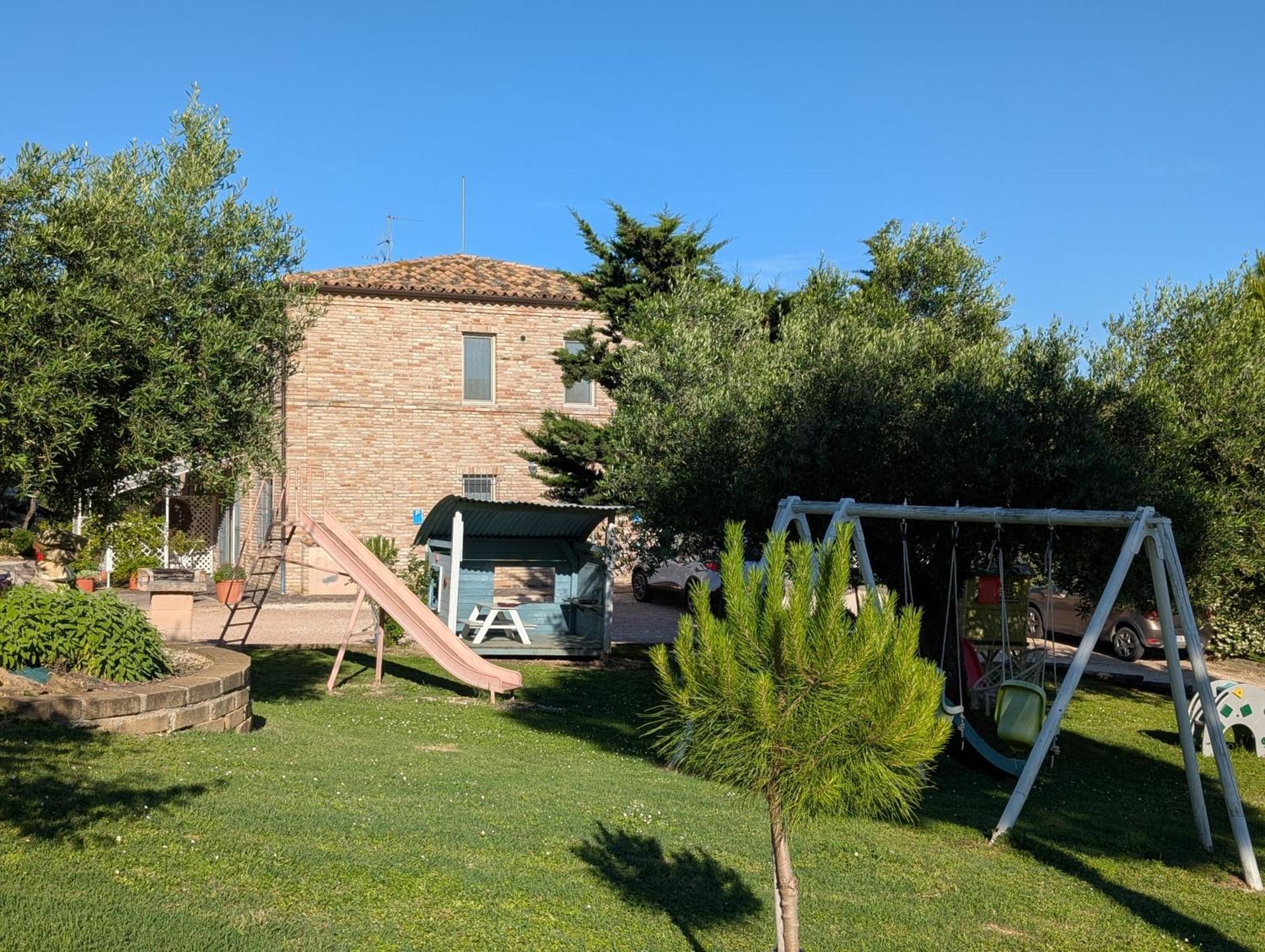 Agriturismo Case al Sole Loreto Exterior foto